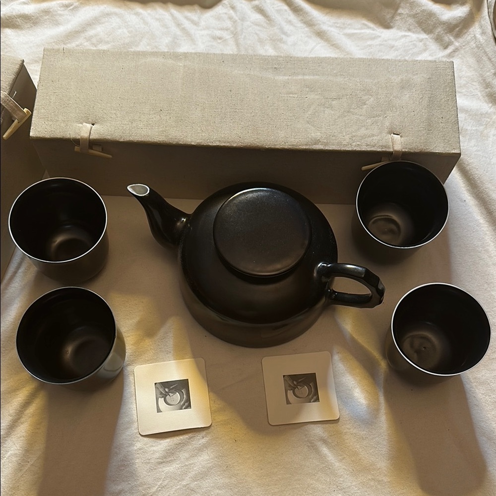 Sak’s Fifth Avenue Fog Black Ceramic Tea Set with Teapot and Cups